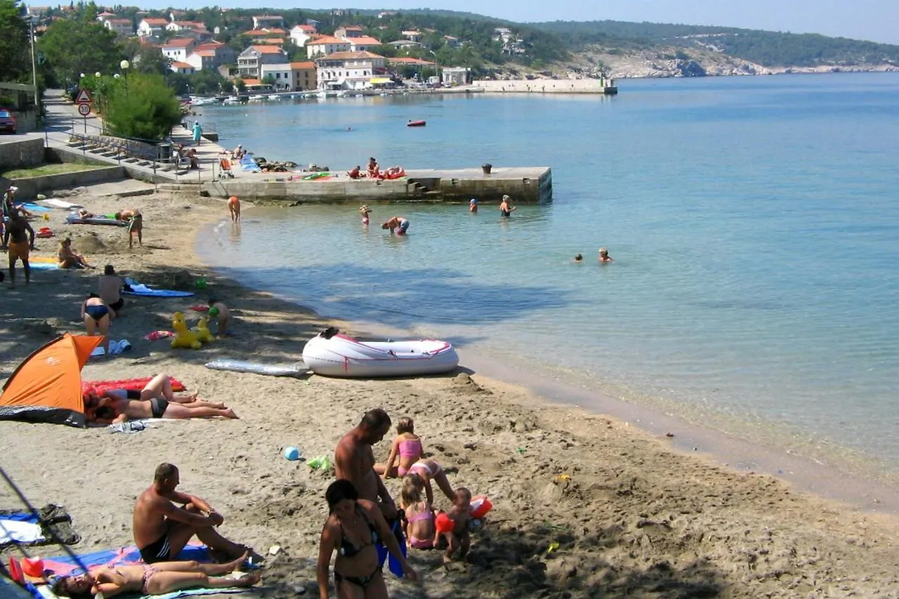 Apartments By The Sea Silo, Krk - 18710 Croatia